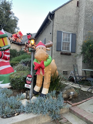 Inflatable jolly reindeer - 2,